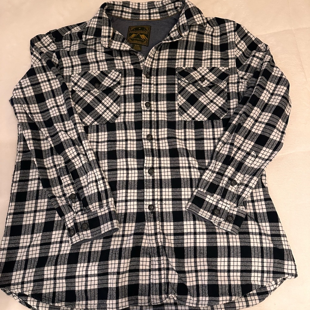 Anchorage Flannel Size XL Never Worn Smoke-Free Home